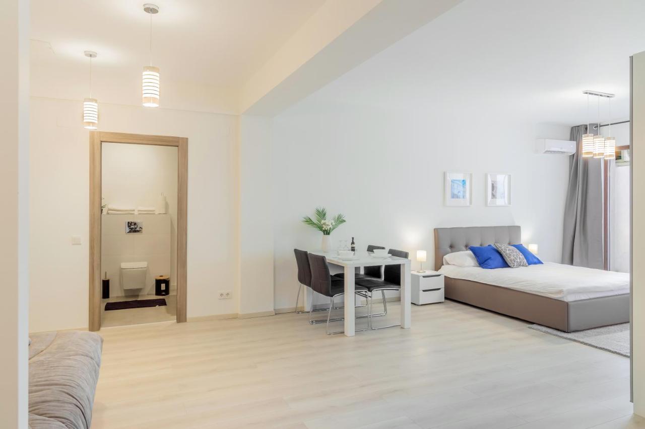 Atlas Unirii: Upscale Flats In The Heart Of Bucharest! Exterior foto