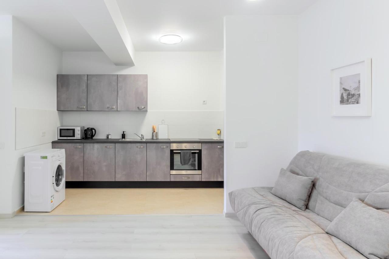 Atlas Unirii: Upscale Flats In The Heart Of Bucharest! Exterior foto